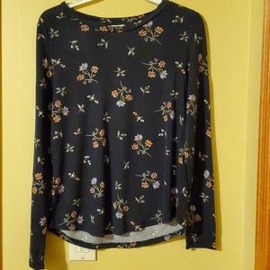 🛍H&M ladies long sleeve floral print top, size XS